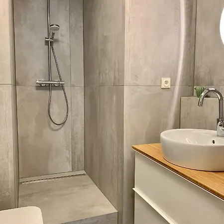 Appartement Wohnen In Ehemaligen Kloster *