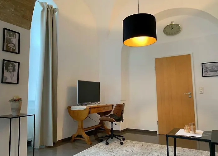 Wohnen In Ehemaligen Kloster Lichtenfels (Bavaria)